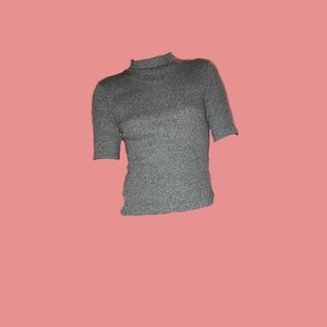 Gray Ribbed Quarter Sleeve Sweater